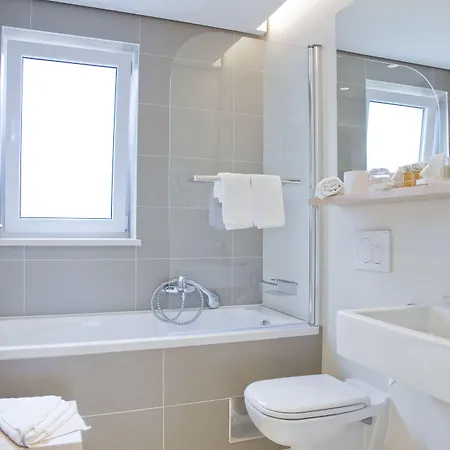 Aparthotel Dalmatina - Adults Only Bol